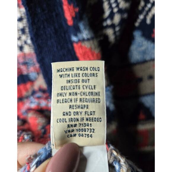 L.L.BEAN women's cotton fair isle western Aztec print knit cardigan MP. - Picture 8 of 10